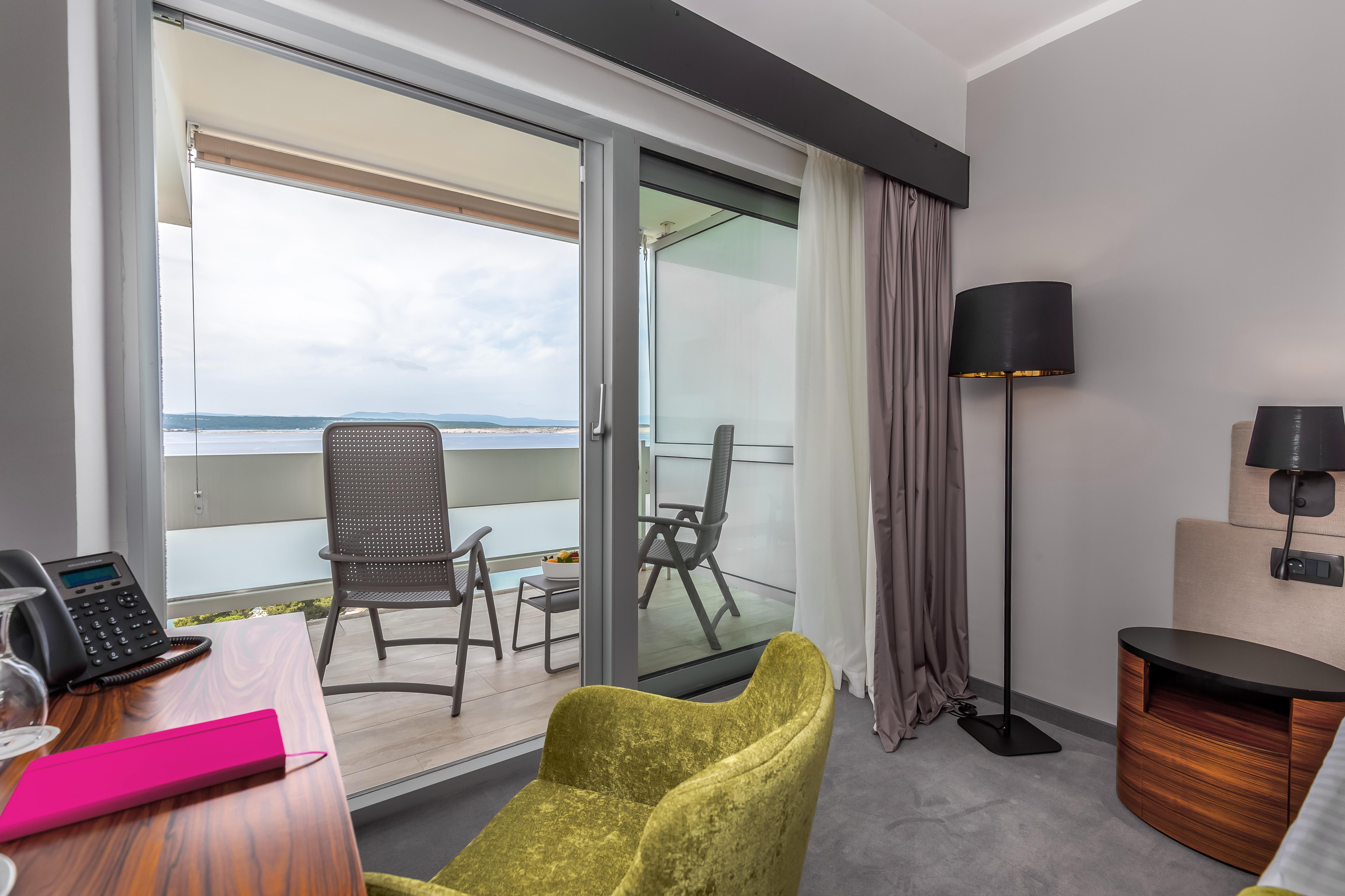 Hotel Omorika Crikvenica Exterior photo