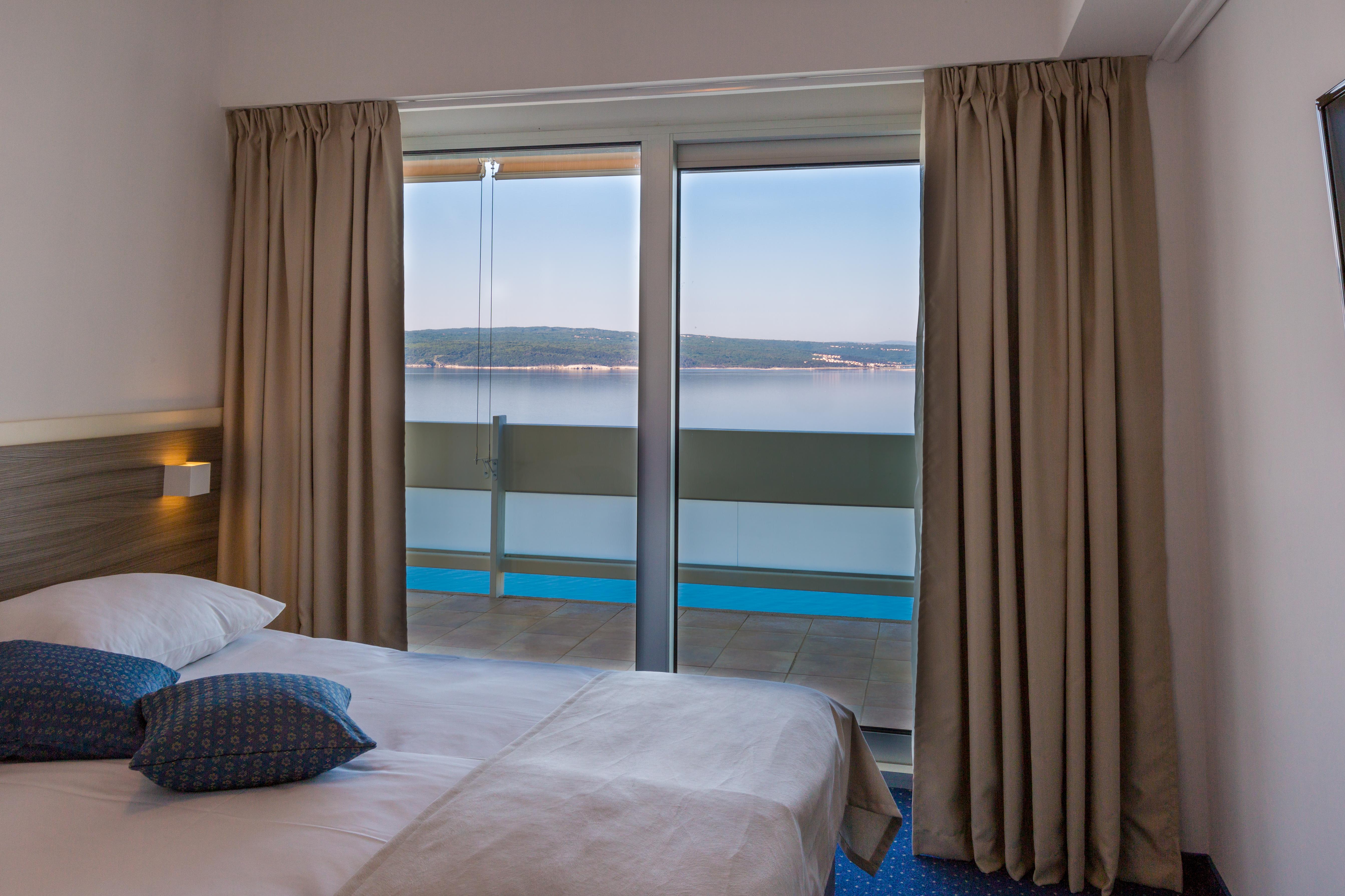 Hotel Omorika Crikvenica Exterior photo
