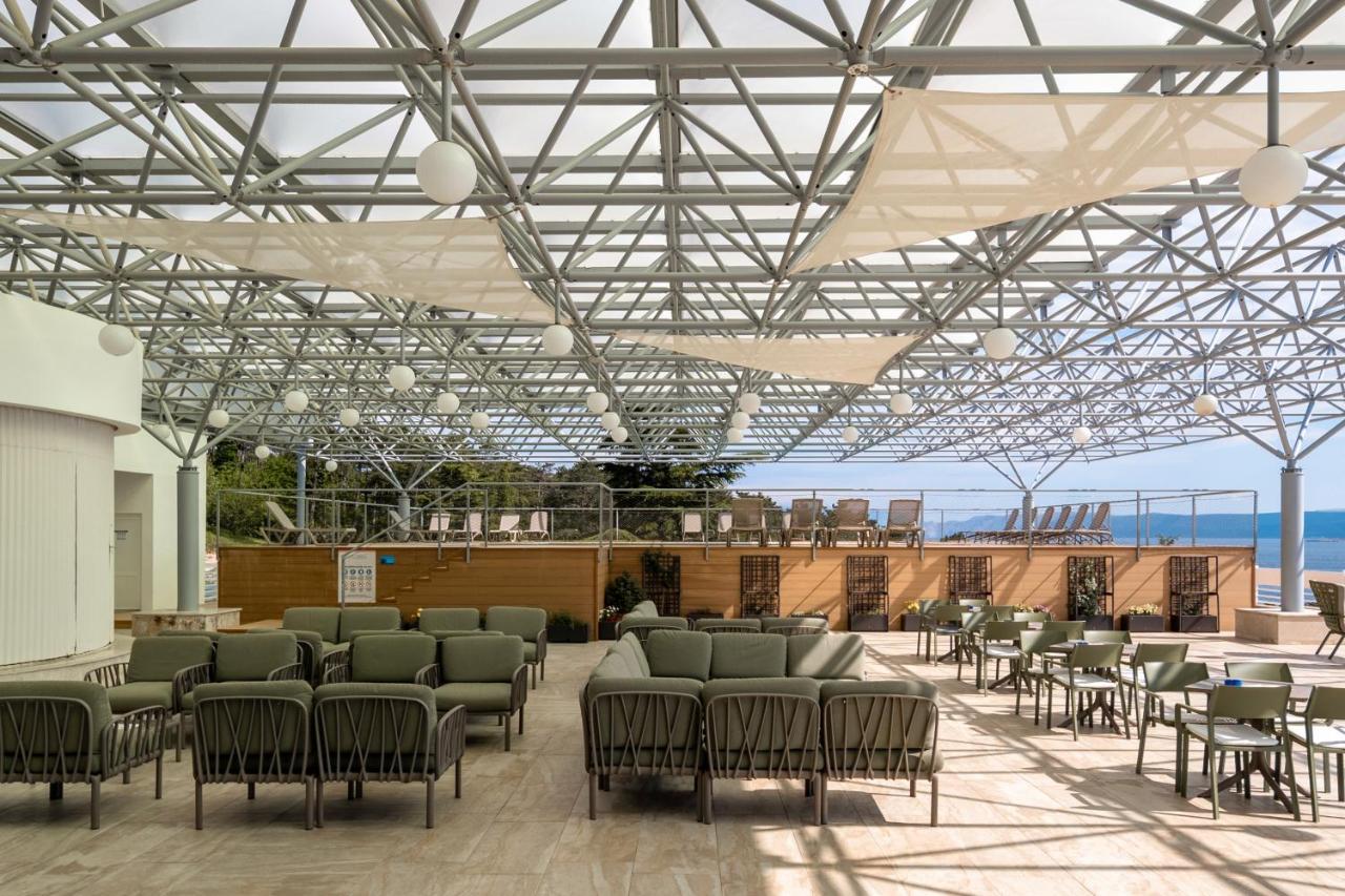 Hotel Omorika Crikvenica Exterior photo
