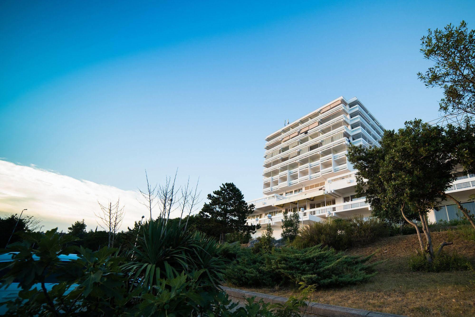 Hotel Omorika Crikvenica Exterior photo